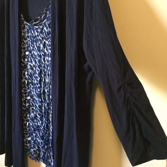 Dark Navy Blue Open Waterfall Cardigan With Pintuck Blue Animal Print Tank Top - Picture 6 of 16